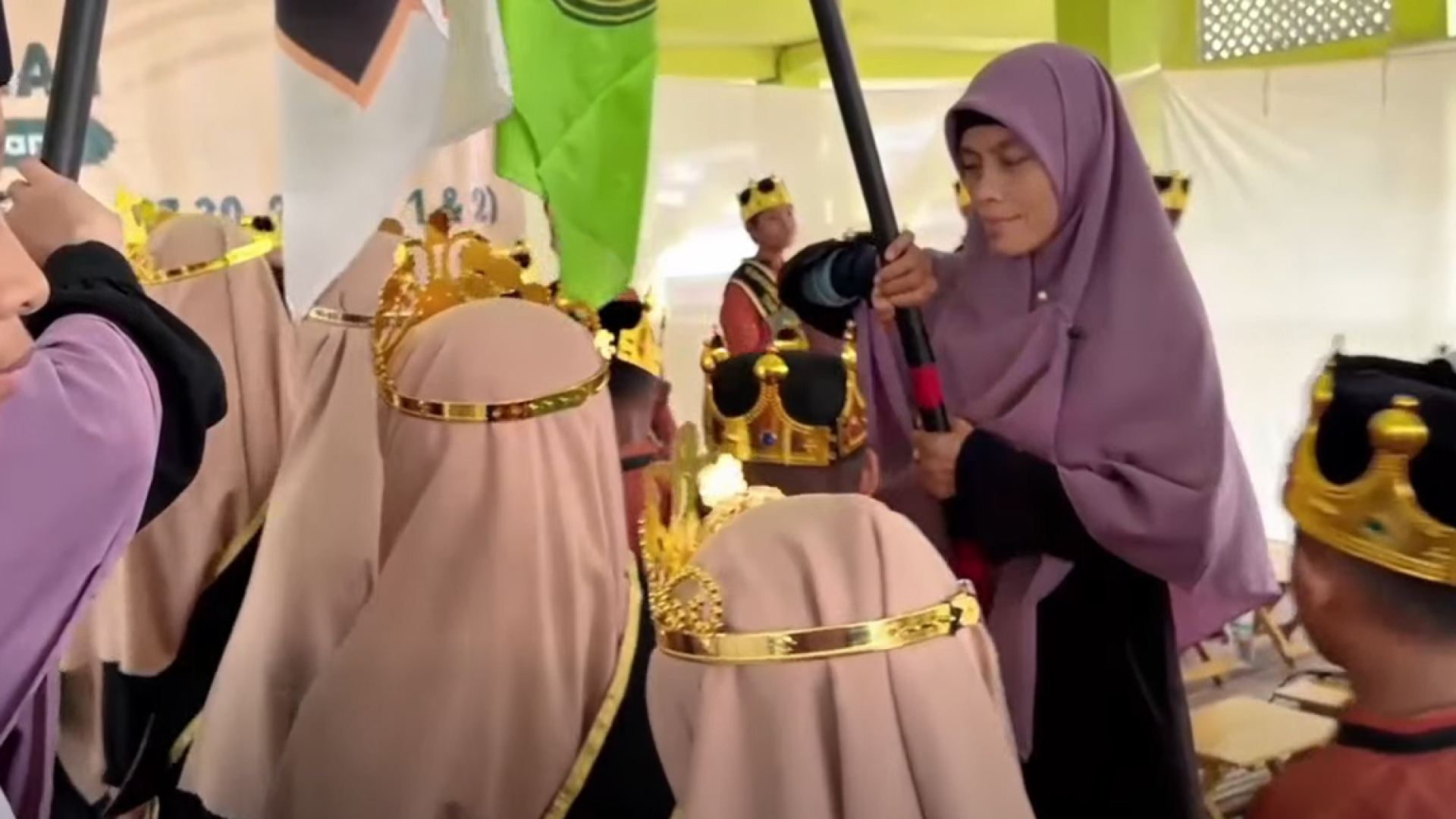 Cuplikan layar 2025-12-17 195141